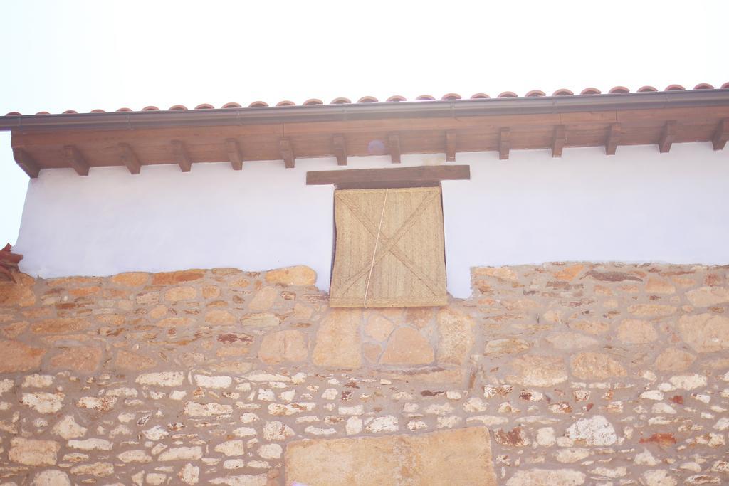 La Grulla Dorada Casa de hóspedes Perales del Puerto Exterior foto