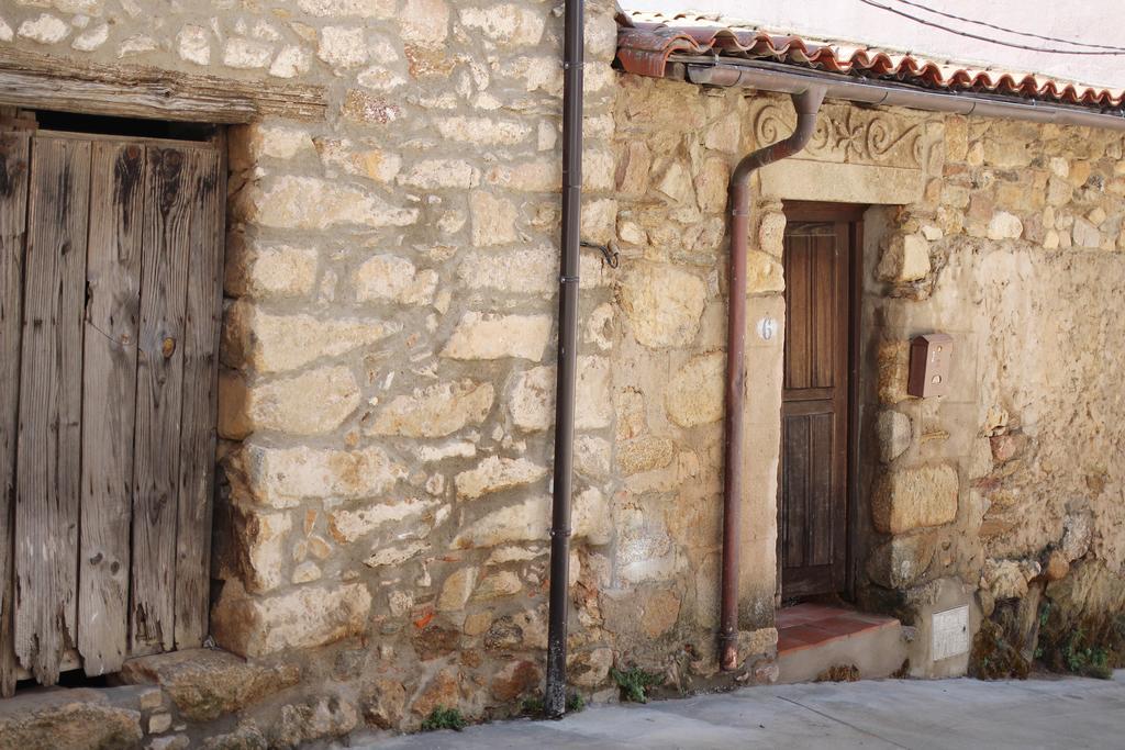 La Grulla Dorada Casa de hóspedes Perales del Puerto Exterior foto
